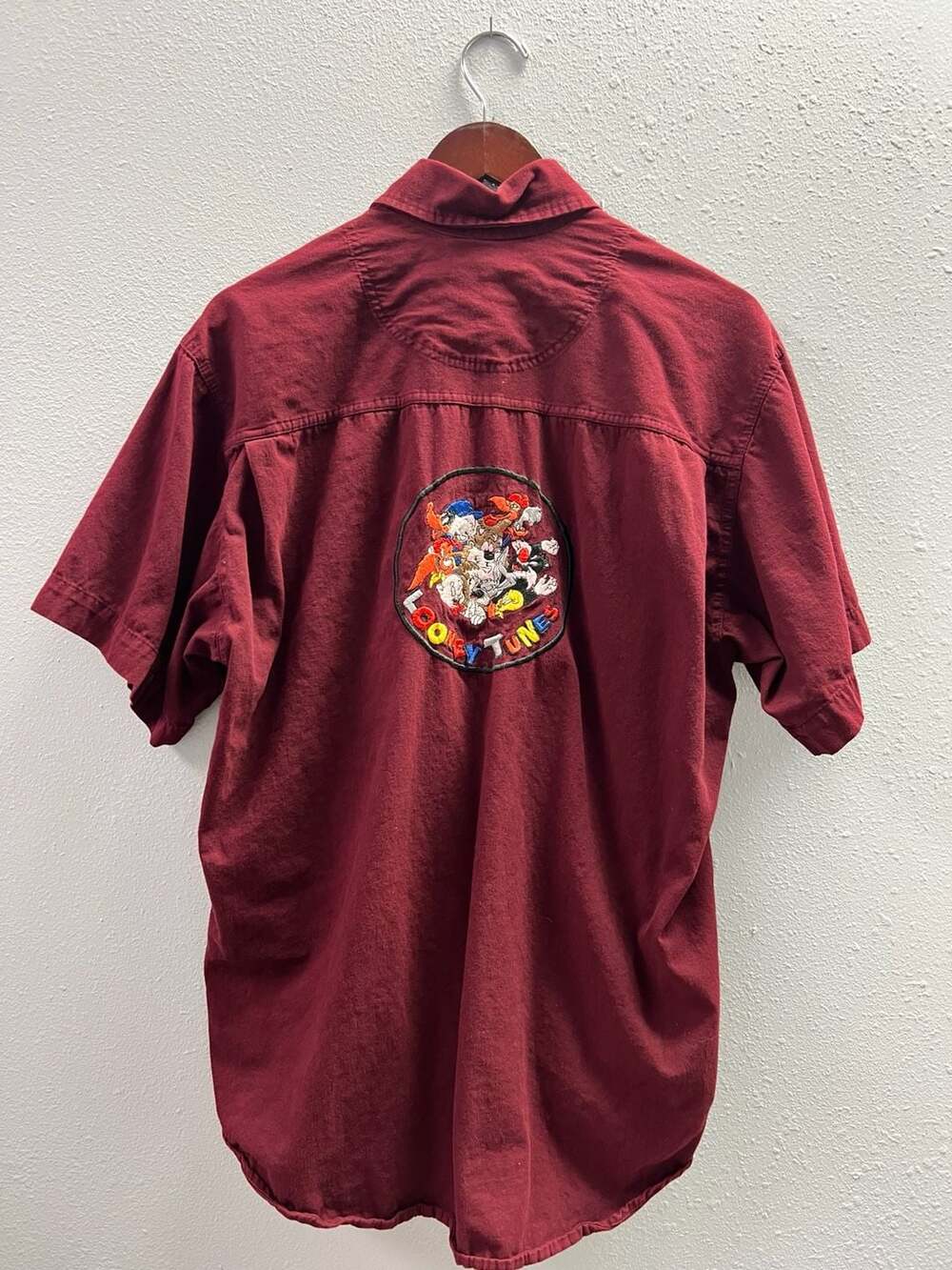 Vintage Looney Tunes Taz Embroidered Short Sleeve Button Down Shirt Large 0029